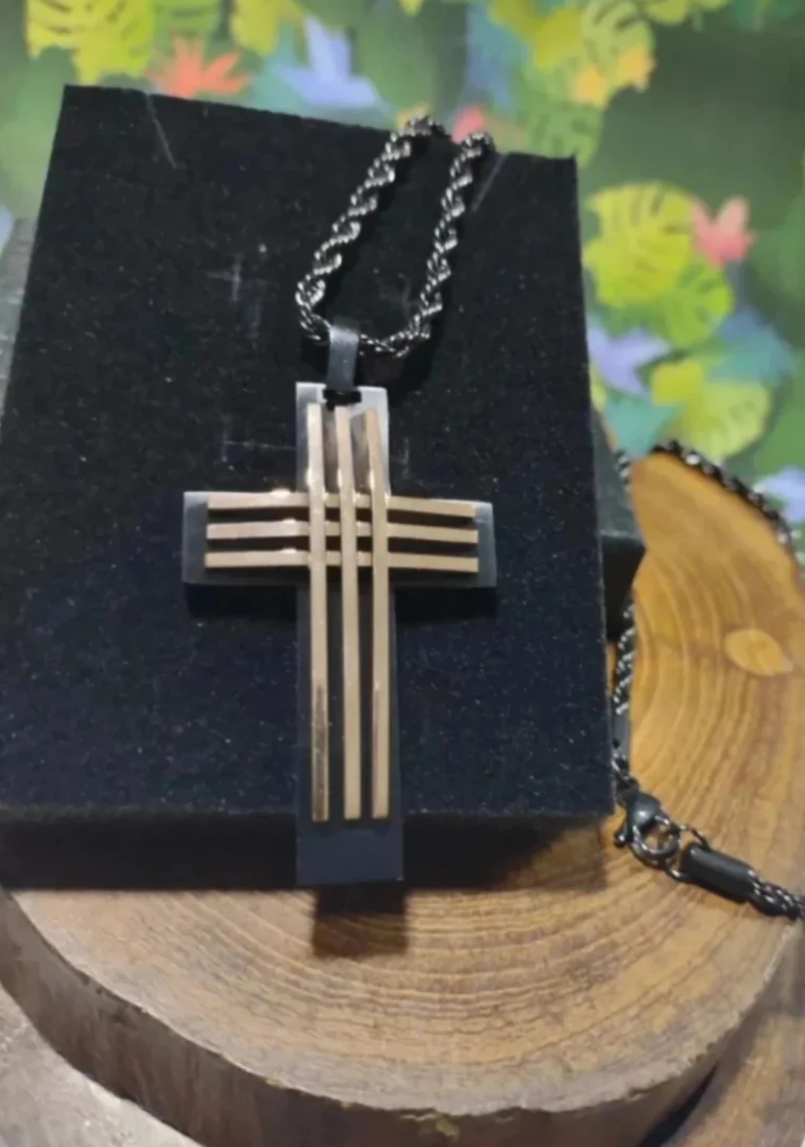 Steel black and gold cross pendant – photo 2